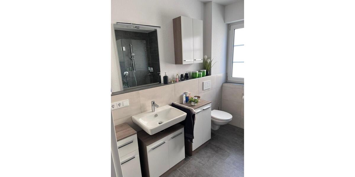 Etagenwohnung Hohentengen - 2 Zimmer, 84 m&sup2;, 919&euro; | Angebot:26613947