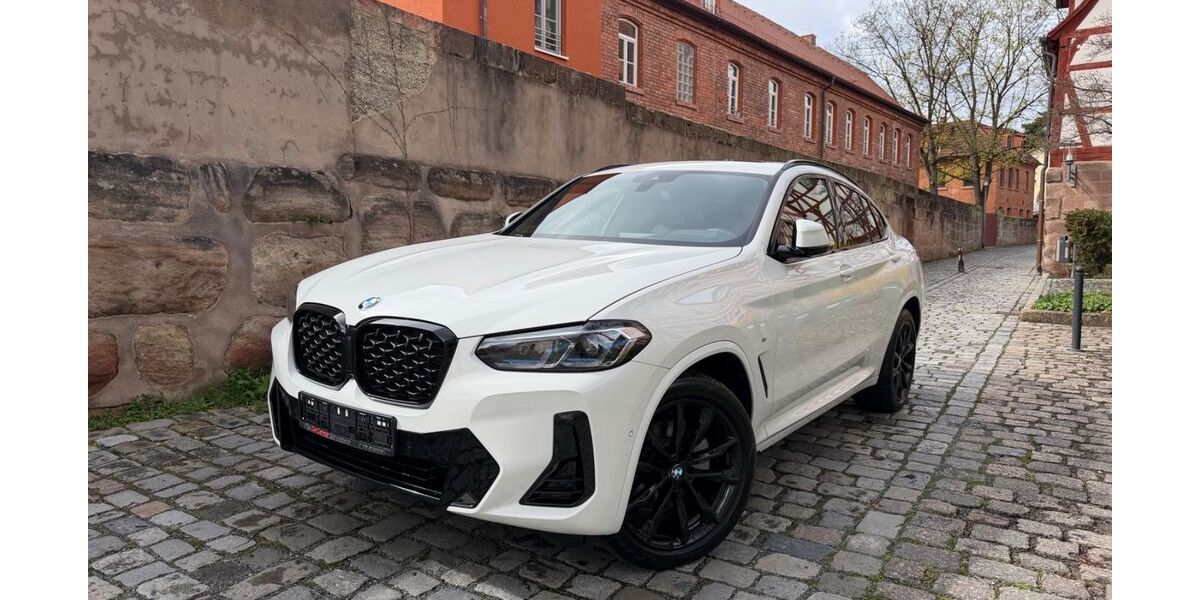 BMW X4 33.000 km 47.999 &euro; Haag 91126