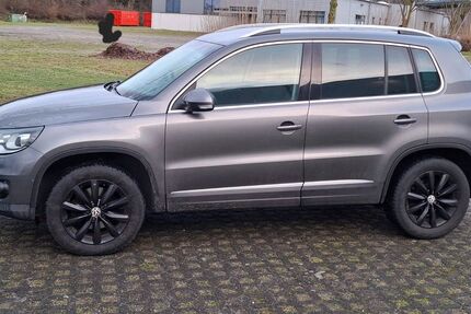 VW Tiguan 171.080 km 7.150 &euro; Straelen 47638