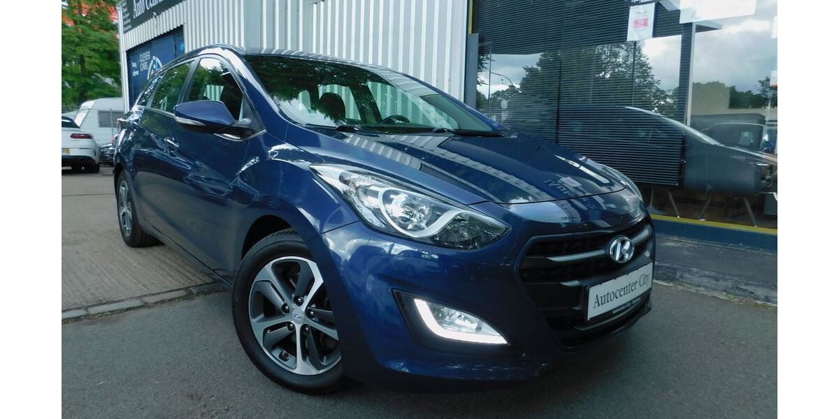 Hyundai i30 145.850 km 9.000 &euro; Hamburg 22043