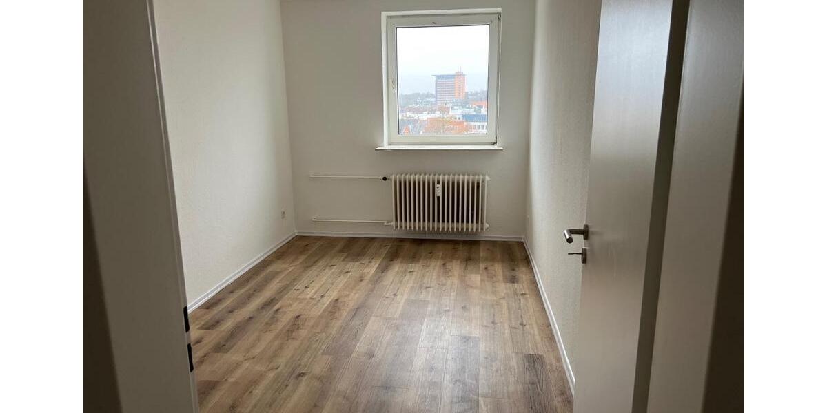 Etagenwohnung Tastrup - 3 Zimmer, 100 m&sup2;, 669&euro; | Angebot:24751747