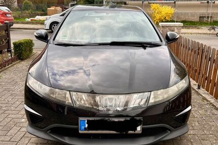 Honda Civic 188.000 km 4.500 &euro; Einbeck 37574