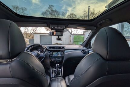 Nissan Qashqai 111.000 km 14.750 &euro; Wilhelmshaven 26389