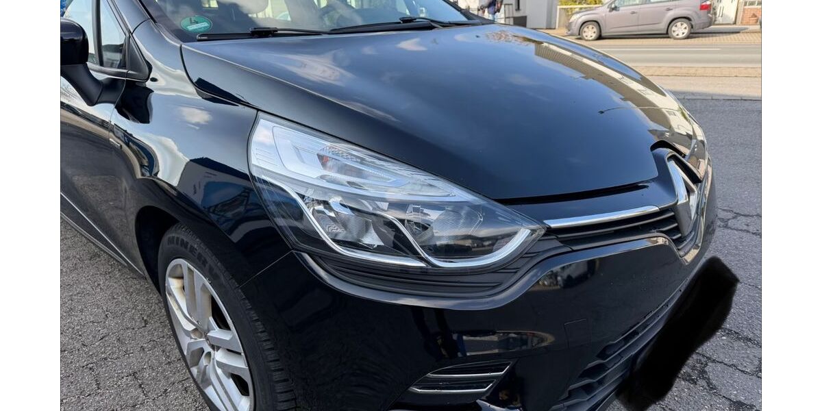 Renault Clio 127.000 km 6.490 &euro; Dortmund 44379