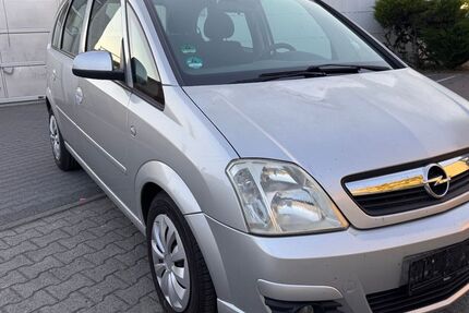 Opel Meriva 115.900 km 900 &euro; Frankfurt 60594