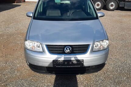 VW Touran 250.000 km 2.500 € Sulzbach-Rosenberg 92237