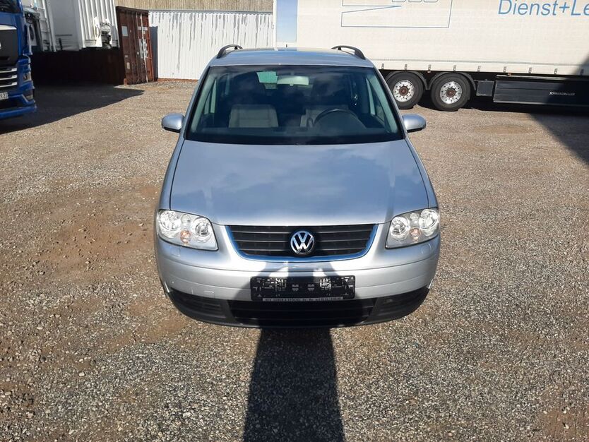 VW Touran 250.000 km 2.500 € Sulzbach-Rosenberg 92237