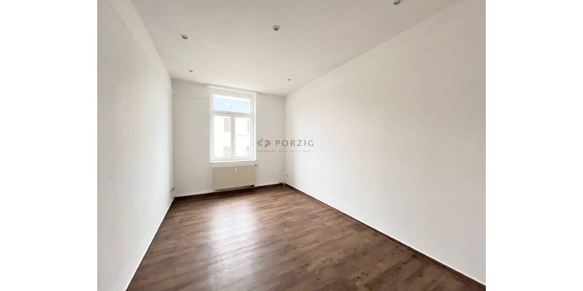 Etagenwohnung Limbach-Oberfrohna Oberfrohna - 3 Zimmer, 87 m&sup2;, 480&euro; | Angebot:26377439