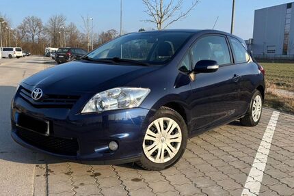 Toyota Auris 123.600 km 5.400 &euro; Moosburg 85368