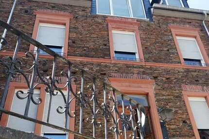 Haus Reil - 5 Zimmer, 142 m&sup2;, 1.000&euro; | Angebot:25849078