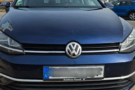 VW Golf 137.000 km 10.900 &euro; Albstadt 72461