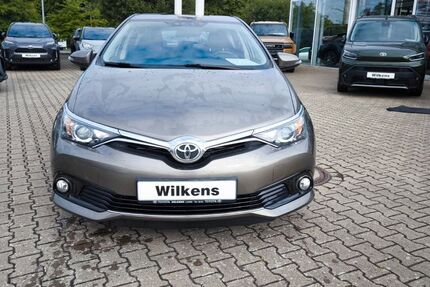Toyota Auris 127.000 km 11.400 € Lohne 49393