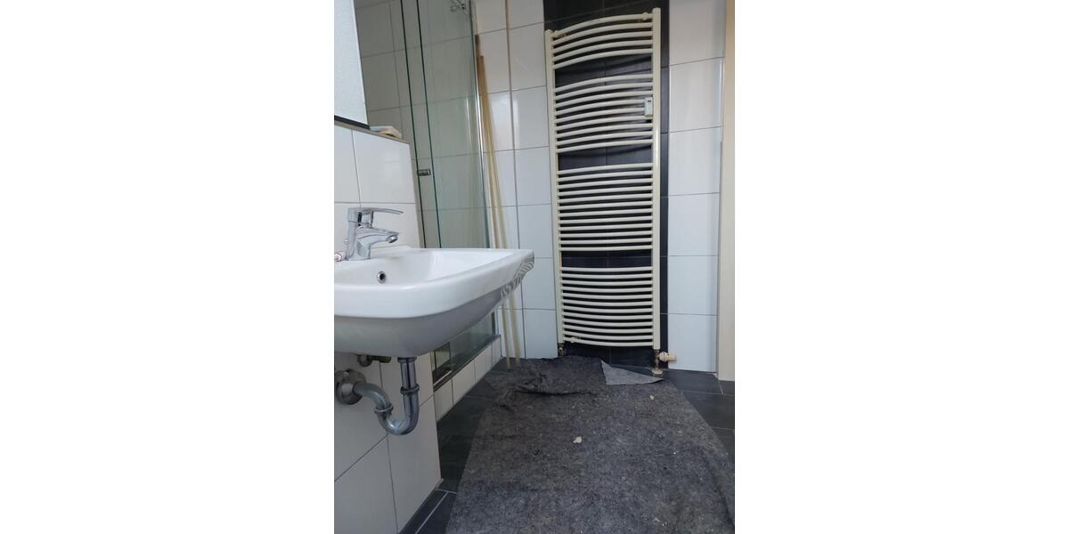 Dachgeschoßwohnung Augsburg Bergheim - 2.5 Zimmer, 60 m&sup2;, 900&euro; | Angebot:25793623