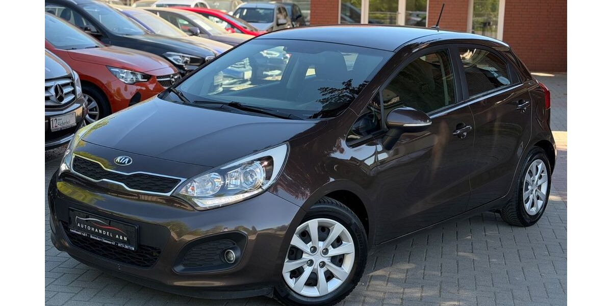 Kia Rio 224.985 km 4.999 &euro; Güstrow 18273