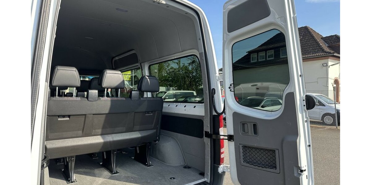 Mercedes-Benz Sprinter 316 CDI Tourer 2,2,2,3 mit 2,8 to AHK 250.794 km 24.871 &euro; Mainz 55122