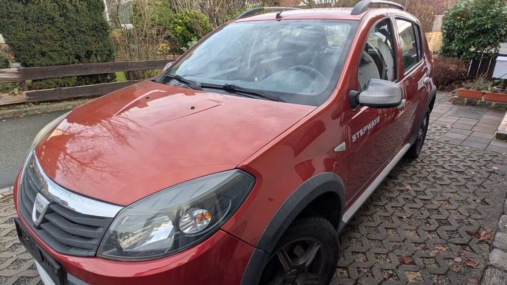 Dacia Sandero 152.708 km 3.200 &euro; Cadolzburg 90556