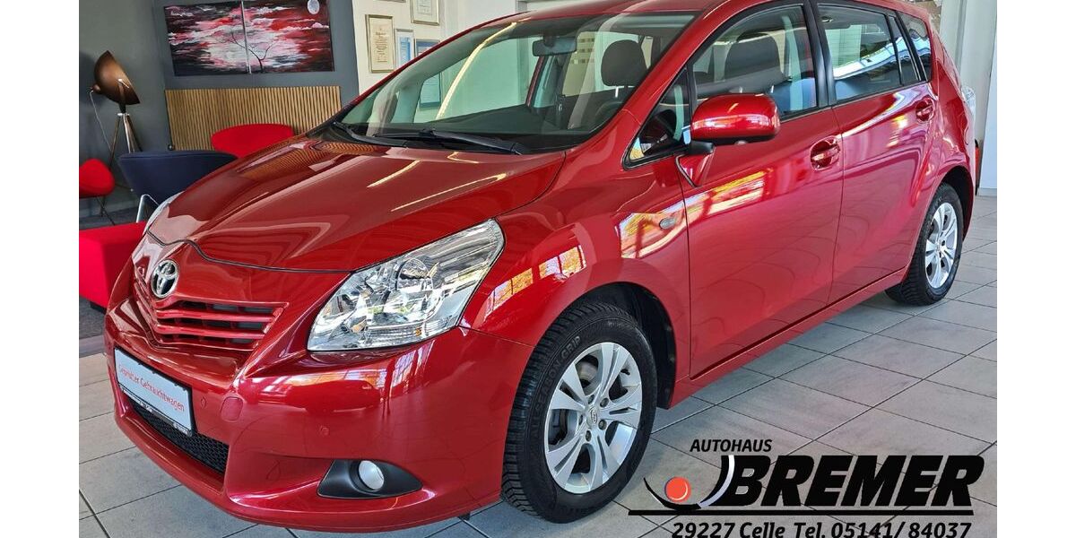 Toyota Verso 121.195 km 7.450 &euro; Celle 29227