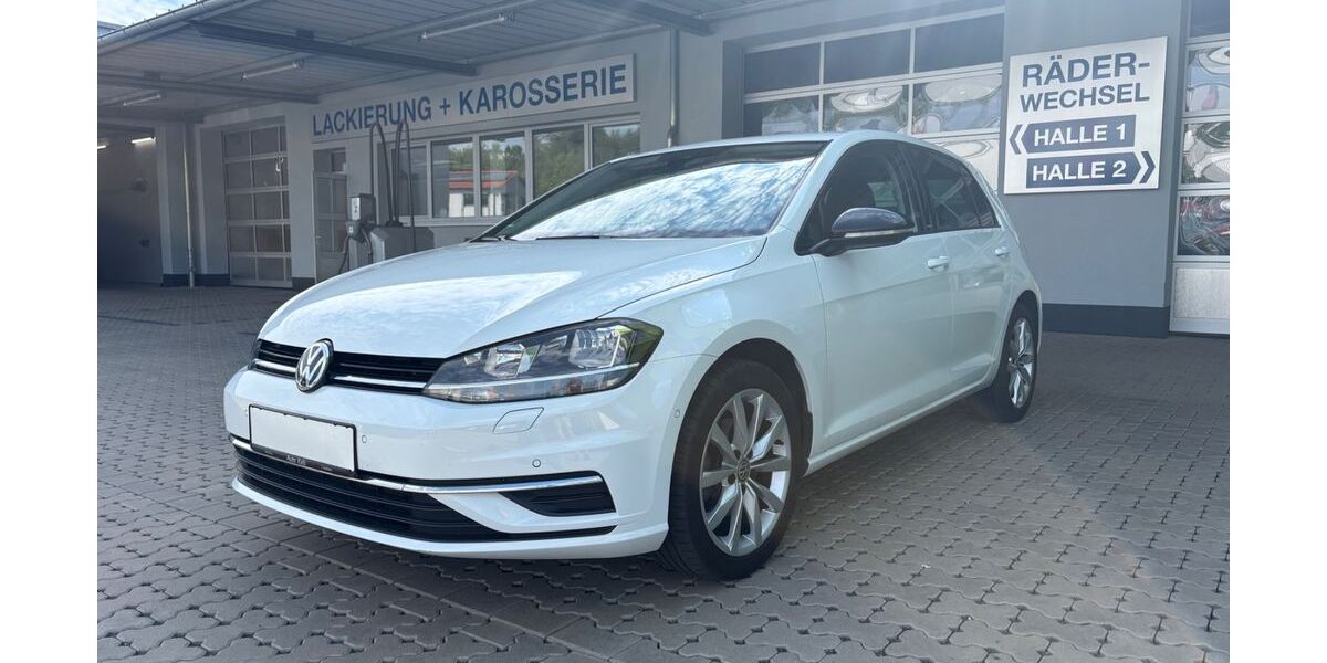 VW Golf 99.934 km 15.900 &euro; Nürnberg 90411