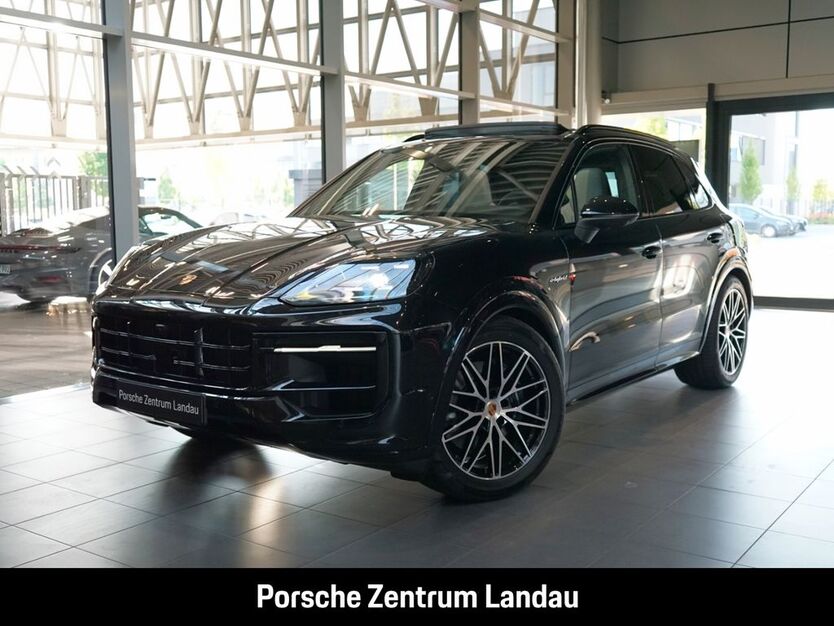 Porsche Cayenne 8.900 km 119.890 € Landau 76829