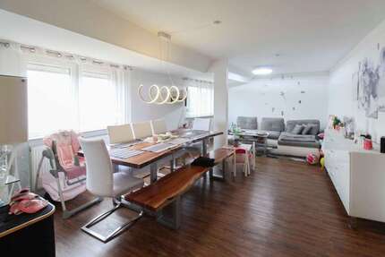 Wohnung zum Kaufen in Stuttgart 330.000 € 89.01 m² 3.5 zimmer