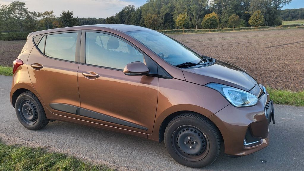 Hyundai i10 69.000 km 10.999 € Helmstedt 38350
