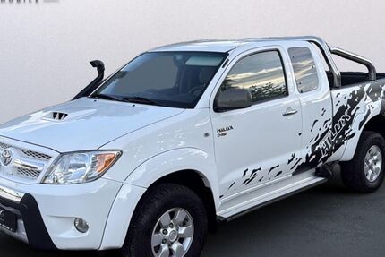 Toyota Hilux 176.000 km 18.900 &euro; Hochheim am Main 65239