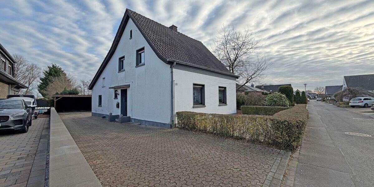 Mit großem Grundstück: Gepflegtes Einfamilienhaus in Xanten-Vynen! 5 zimmer