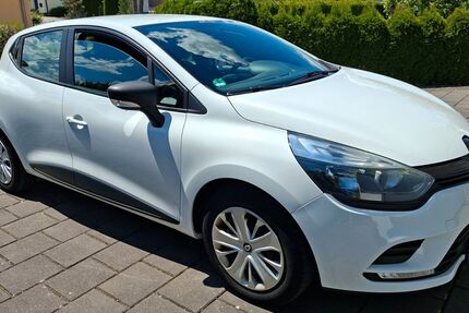 Renault Clio 95.000 km 6.900 &euro; Giengen 89537