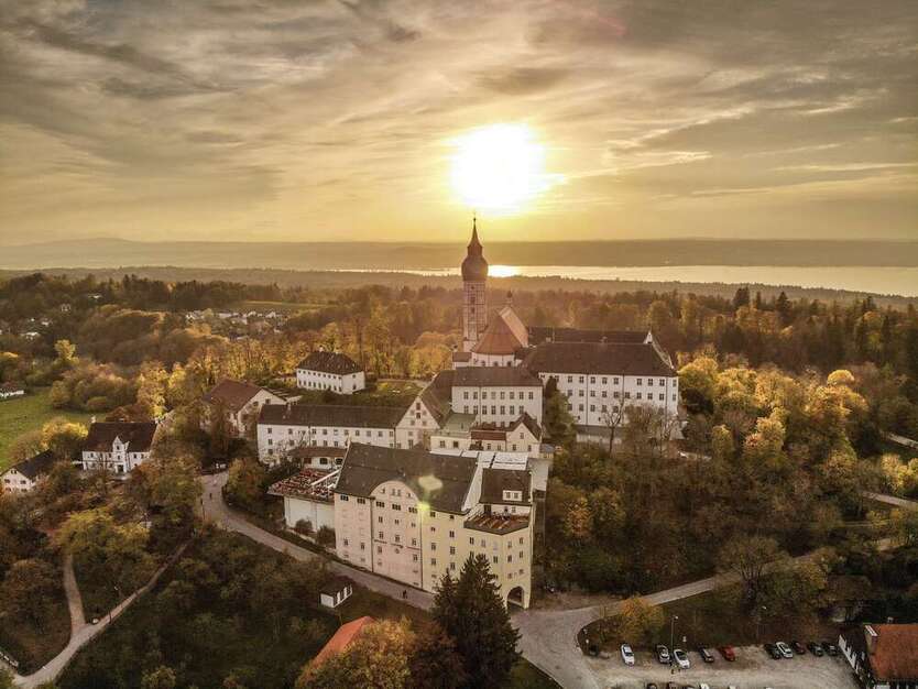 Grundstück zu verkaufen in Andechs 680.000 € 762 m²
