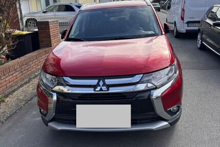 Mitsubishi Outlander 65.100 km 17.390 &euro; Frankfurt 60437