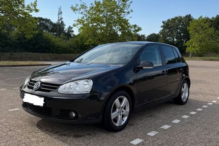 VW Golf 156.000 km 4.499 &euro; Elsfleth 26931