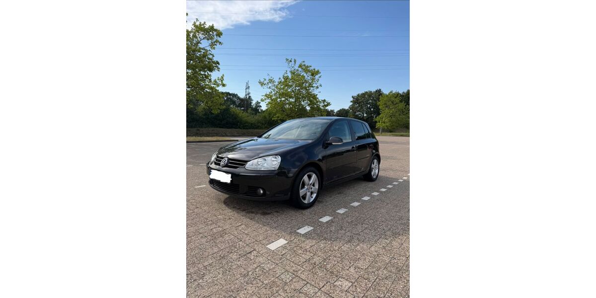 VW Golf 156.000 km 4.499 &euro; Elsfleth 26931