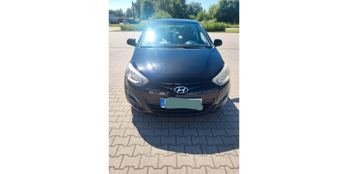 Hyundai i20 117.300 km 4.500 &euro; Wilhelmshaven 26389