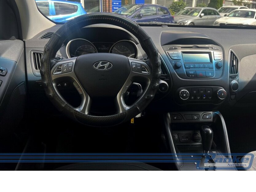 Hyundai ix35 Comfort 2WD*Phone*SHZ*Tempo*Tempo*2-Hand* 162.954 km 9.480 € Berlin 13187