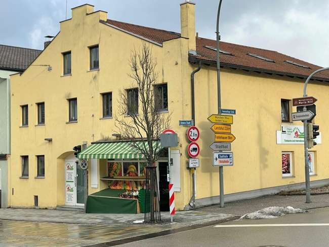 Haus zum Kaufen in Vilsbiburg 779.000 € 403 m² 16 zimmer