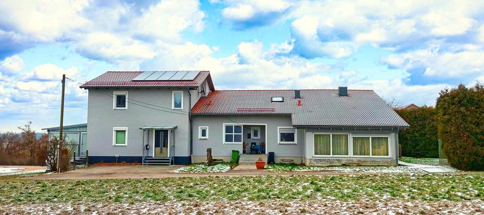 Einfamilienhaus Eching - 8 Zimmer, 170 m&sup2;, 2.500&euro; | Angebot:24996687