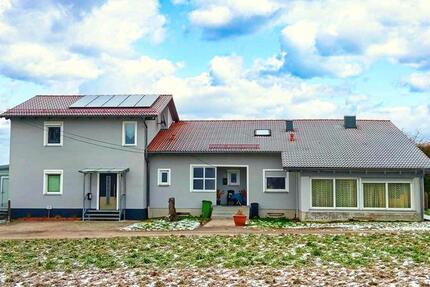 Haus Eching - 8 Zimmer, 170 m&sup2;, 2.500&euro; | Angebot:24996687