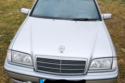 Mercedes-Benz C 180 200.700 km 1.700 &euro; Memmelsdorf 96117
