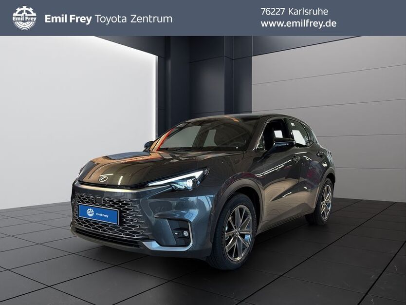 Lexus LBX 7.892 km 38.340 € Karlsruhe 76227