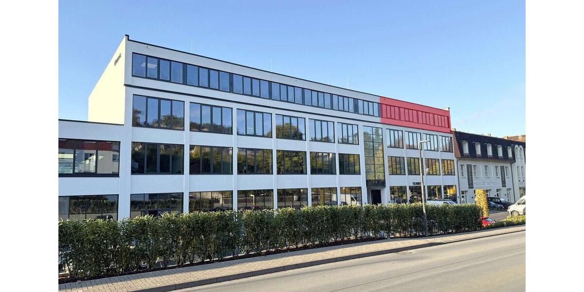 Erstklassige Büro- und Praxisfläche in Sundern-City zimmer