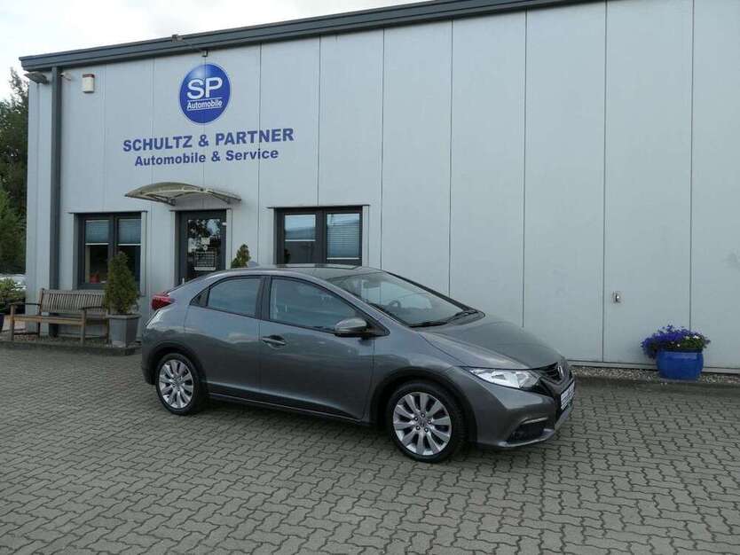 Honda Civic 94.956 km 12.990 € Trittau 22946