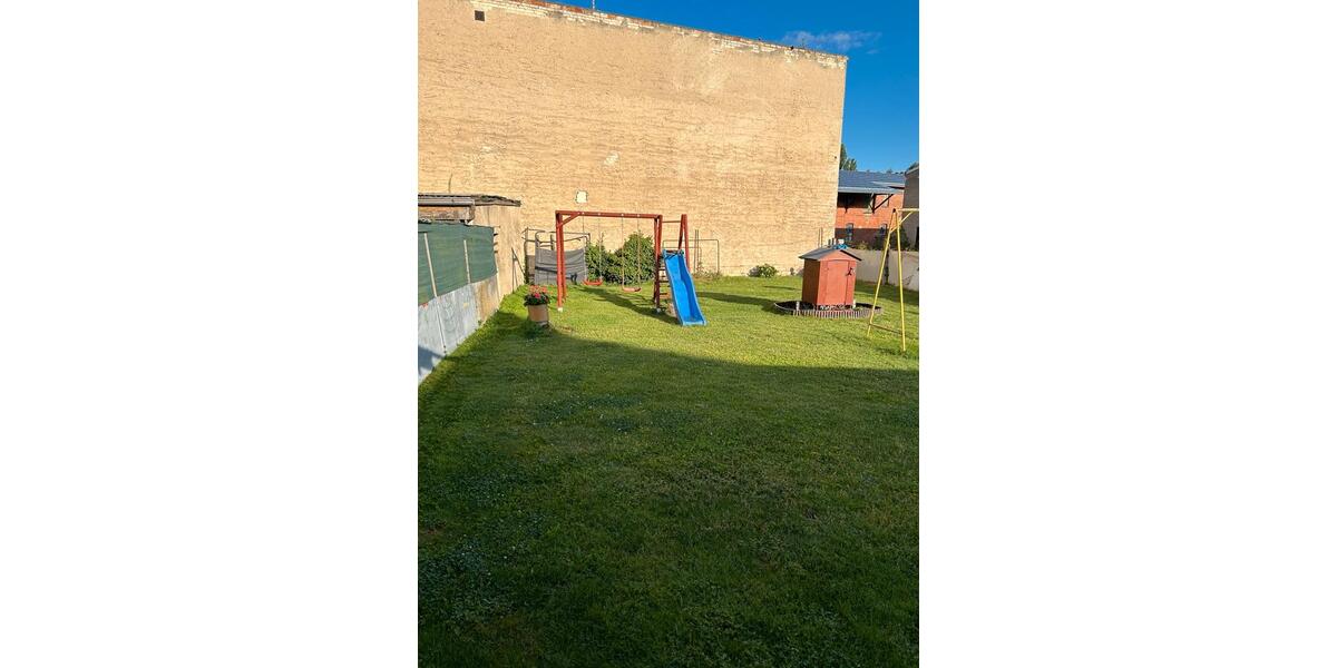 Reihenhaus Bismark (Altmark) - 8 Zimmer, 178 m&sup2;, 100.000&euro; | Angebot:26816257