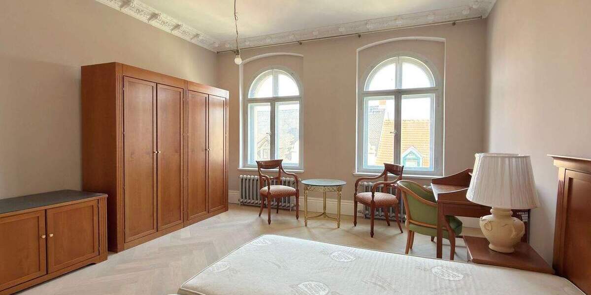 Zimmer Görlitz Innenstadt - 4 Zimmer, 140 m&sup2;, 1.400&euro; | Angebot:25750284