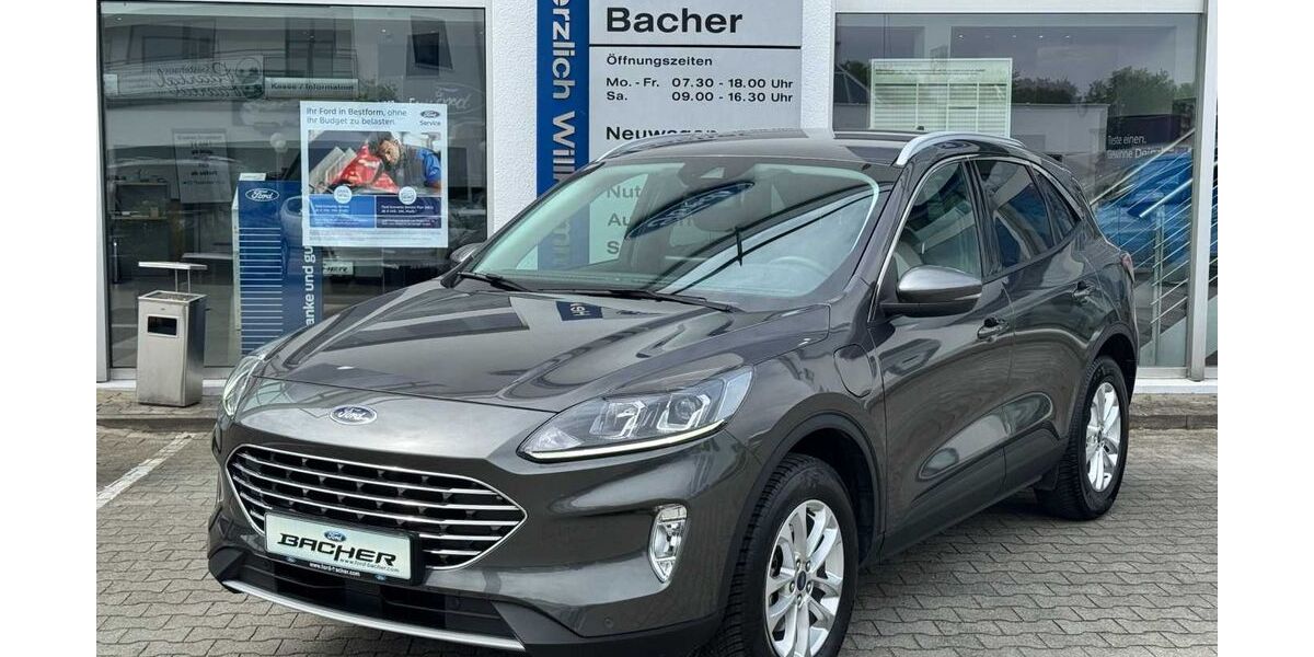 Ford Kuga 33.500 km 26.950 € Schrobenhausen 86529