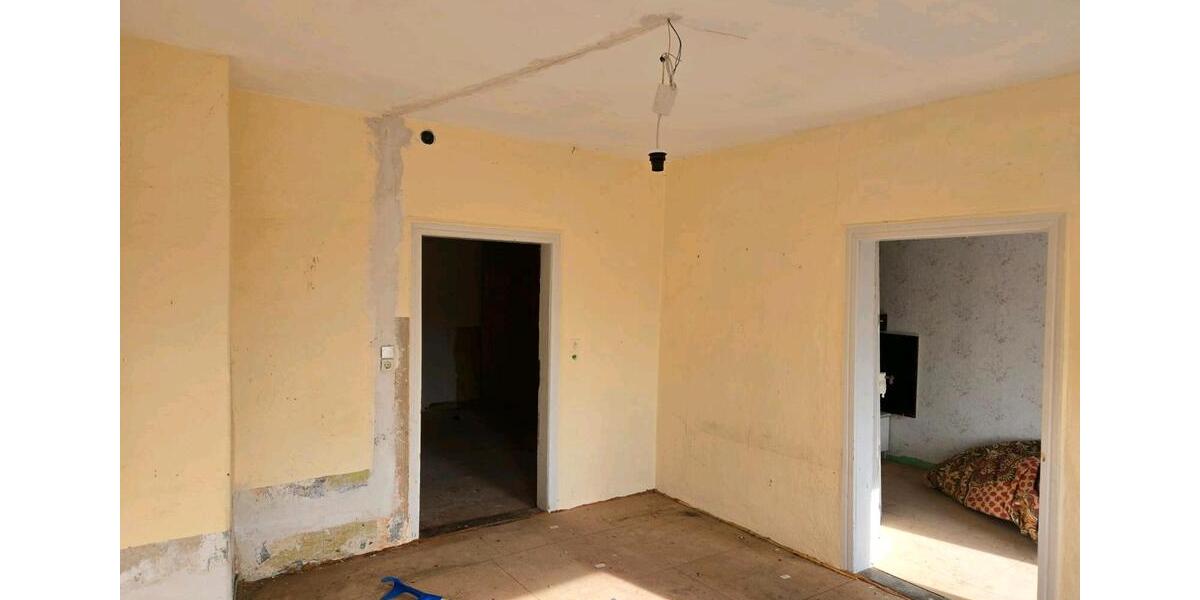 Mehrfamilienhaus, Wohnhaus Löbau - 10 Zimmer, 300 m&sup2;, 41.000&euro; | Angebot:26837285