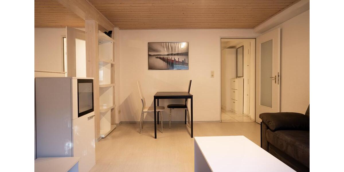 Moderne, voll möblierte 2-Zimmer-Wohnung mit Gartenmitbenutzung 2 zimmer