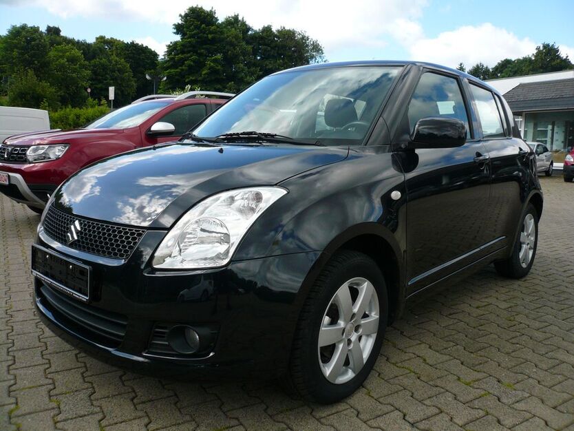 Suzuki Swift 49.200 km 8.490 € Schneeberg 08289