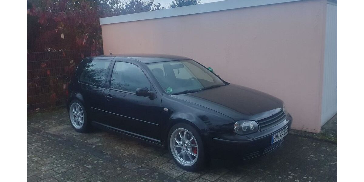 VW Golf 135.000 km 8.000 &euro; Bad Wimpfen 74206