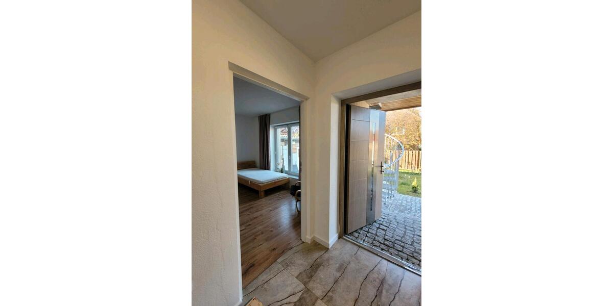 Wohnheinheit im Haus... WG, Familien und Handwerker 4 zimmer