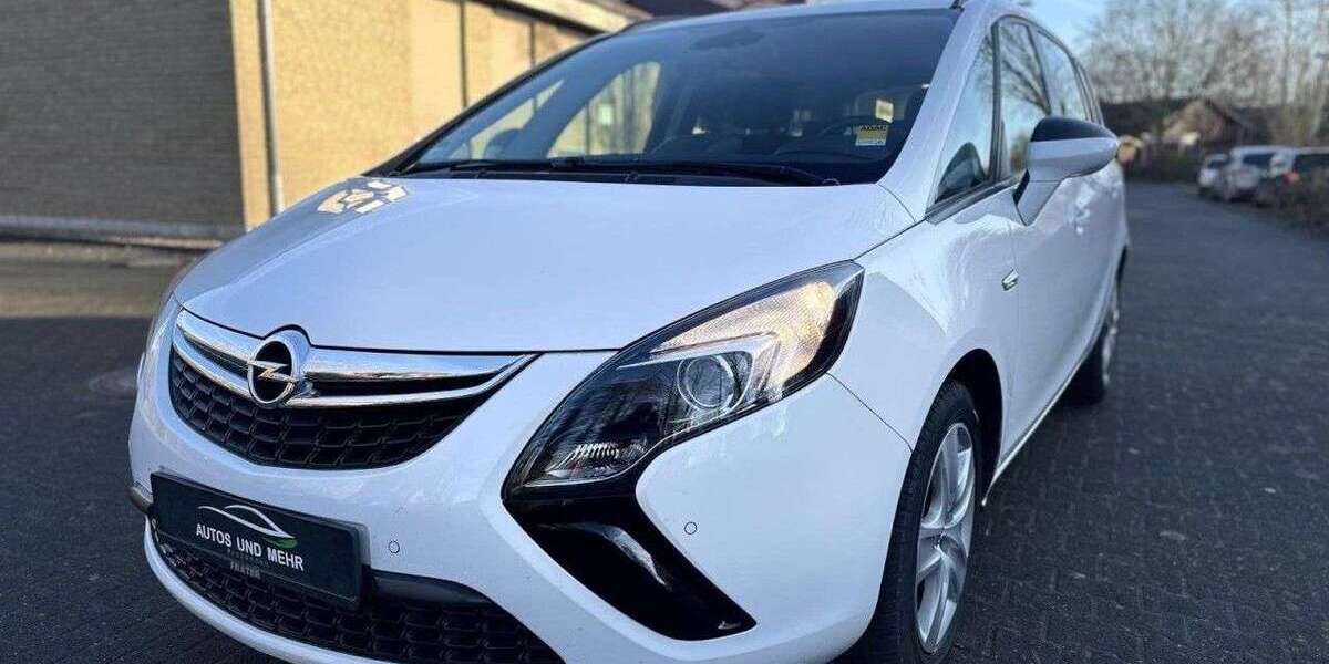 Opel Zafira 167.000 km 6.699 &euro; Paderborn 33100